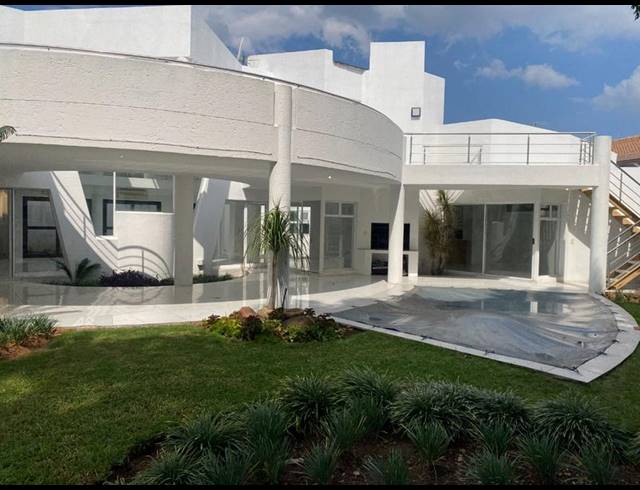 3 BEDROOM HOUSE FOR SALE IN DAINFERN